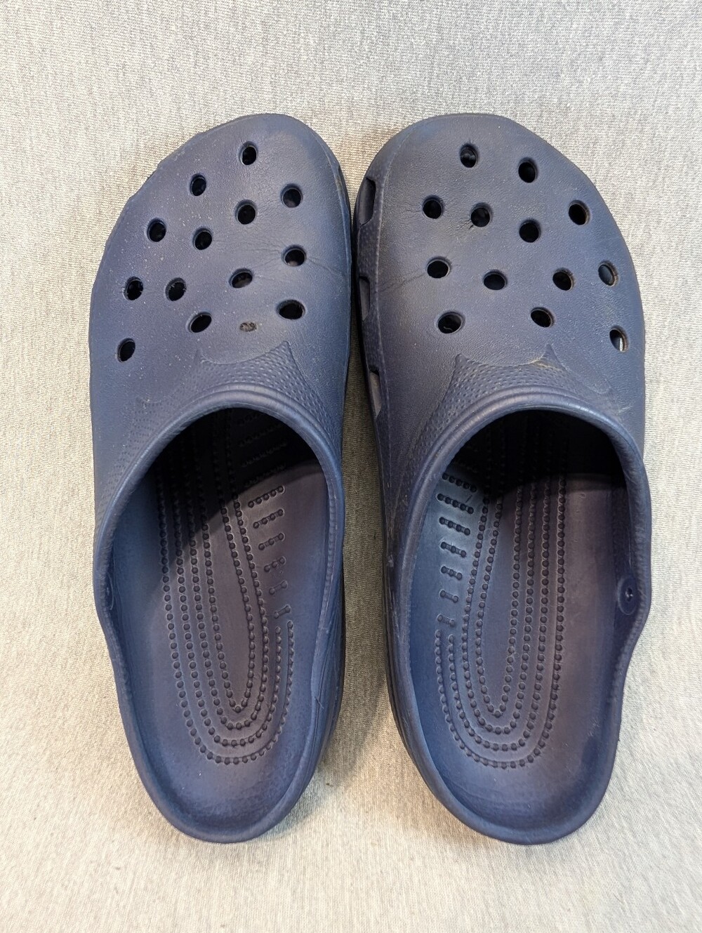 Crocs Classic Clog Sandals Men 12-13 Navy Blue